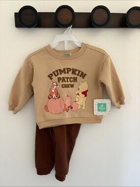 Disney Baby 6-9 months Pumpkin Patch Crew two piece set new Pooh Bear